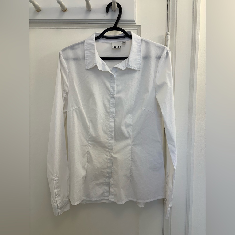 ICHI White Classic Collared Button-Down Blouse